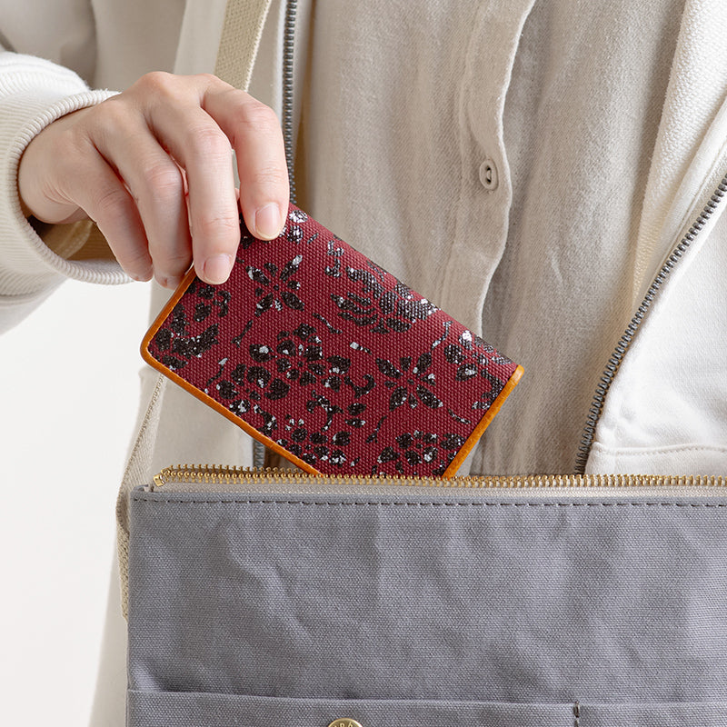 漆カードケース