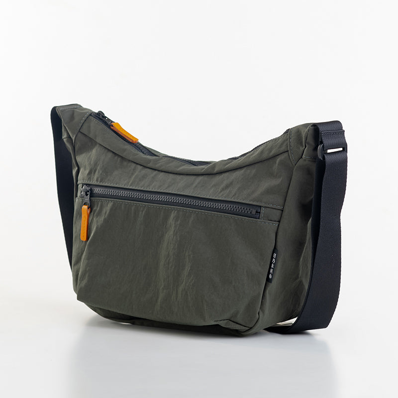 コンブ　半月ショルダー