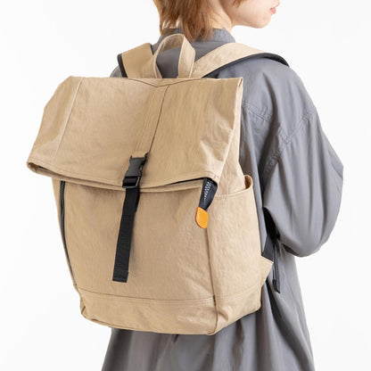 コンブ　フラップ型リュック