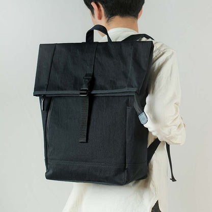 コンブ　フラップ型リュック