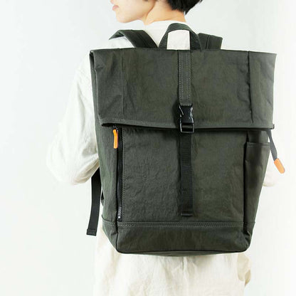 コンブ　フラップ型リュック